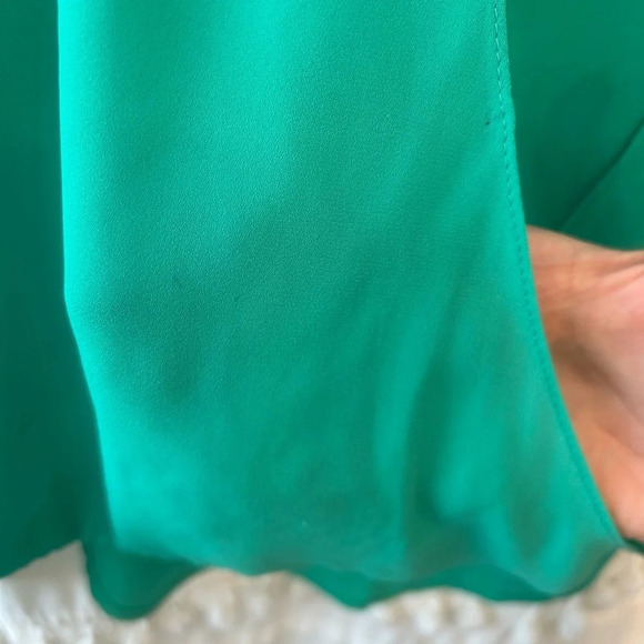 White House Black Market greee blouse with silver buttons size XS - Picture 7 of 10